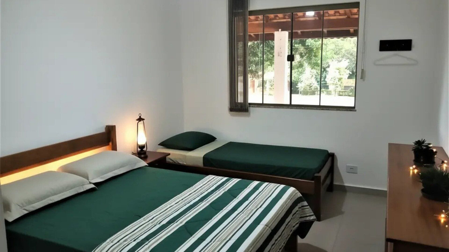 Bedroom 3, Casa de Campo Ideal para Famílias e Amigos, Quadra