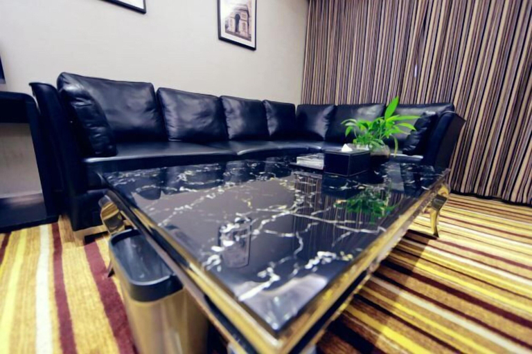 Others 3, Gulong Hotel (Hanzhong High-speed Railway Station Wanbang), Hanzhong