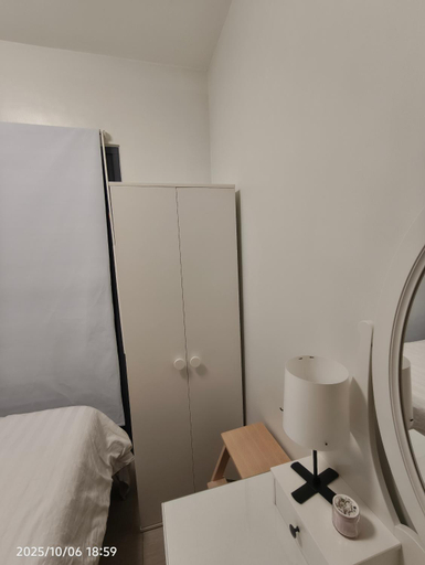 Bedroom 2, Shore Residences MOA, Pasay City