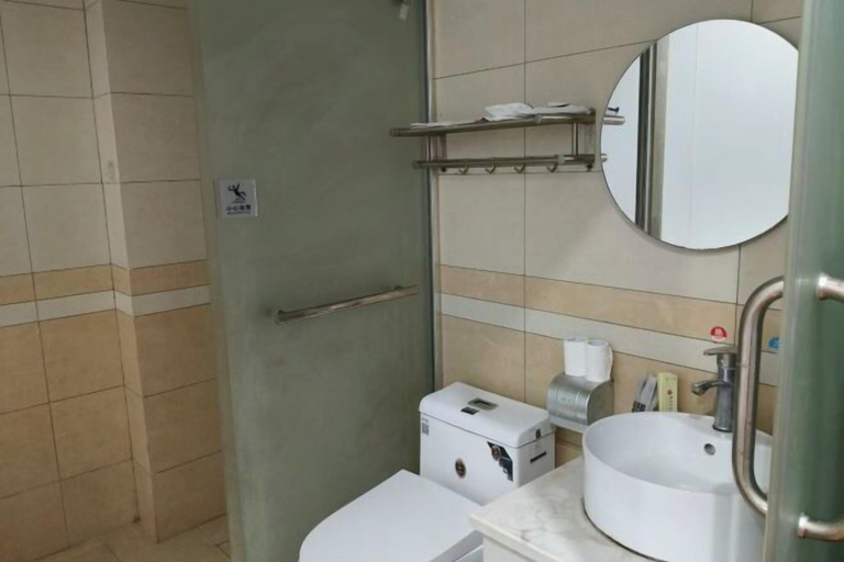 Bathroom 3, Guanling Taiyuan Hotel, Anshun