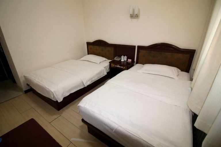 Bedroom 4, Industry Hotel, Yantai