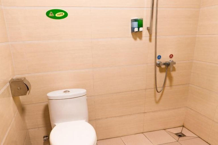 Bathroom 3, Xing Qiang Hotel, Huizhou