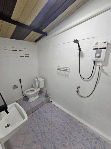 Bathroom 4, Baan Nok Koh Chang, Koh Chang