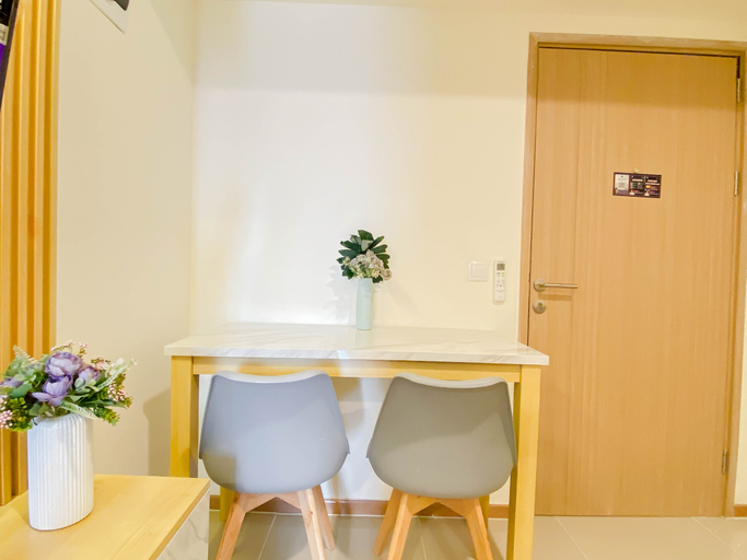 Living Room 3, Practical 2BR for 3 Pax at Meikarta Apartment By Travelio, Cikarang