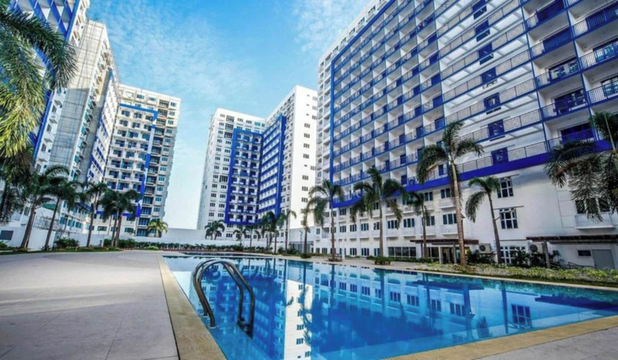 Pool, A & K Vibes Modern Quezon City Stay, Quezon City