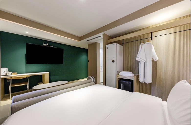 Bedroom 2, Daegu Dongchon Amusement Park Hound, Dong
