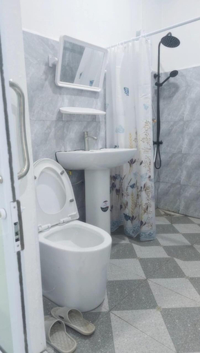 Bathroom 2, Meenoy hotel Vientiane Laos 旅館, Vientiane
