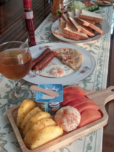 Food & Drinks 4, Samee Villa & Hostel Airport, Katana