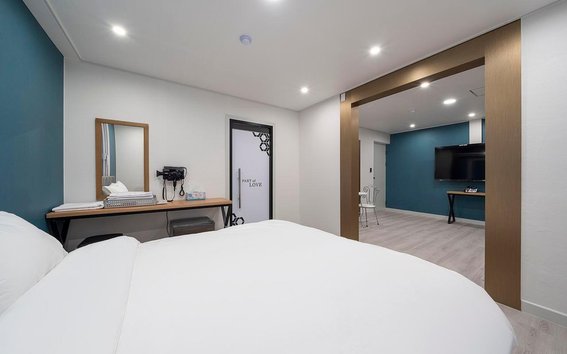 Bedroom 3, Gumi Geumosan Hotel Form, Gumi