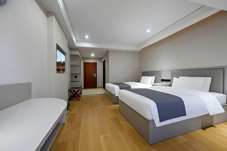 Bedroom 3, Yijing International Hotel, Fuyang