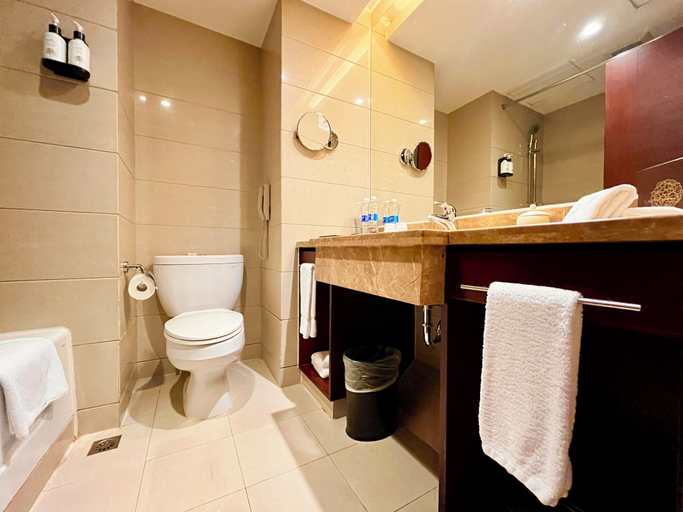 Bathroom 5, Ningbo Portman Plaza Hotel, Ningbo