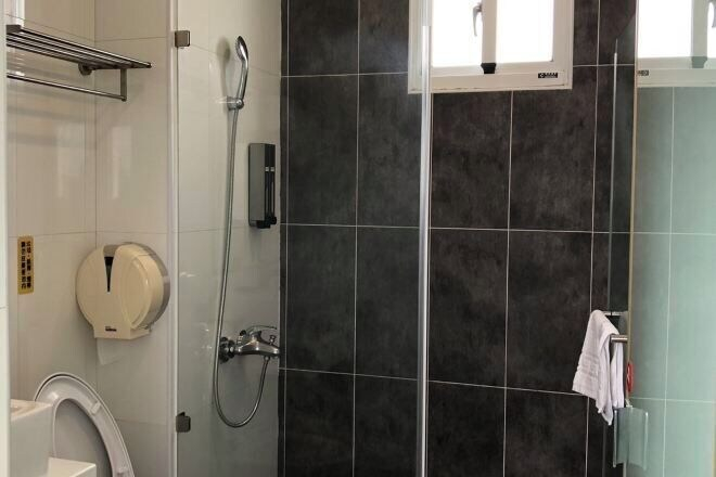 Bathroom 3, Baishatan Hotel, Pingtung