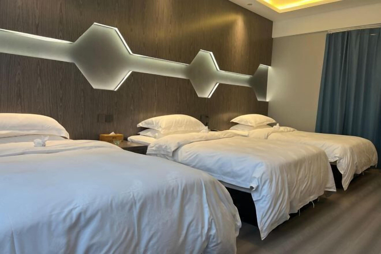 Bedroom 4, Xiang Yuan Hotel, Ningbo