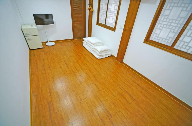 Bedroom 2, Jeonju Hanok Gotek Agbae, Jeonju