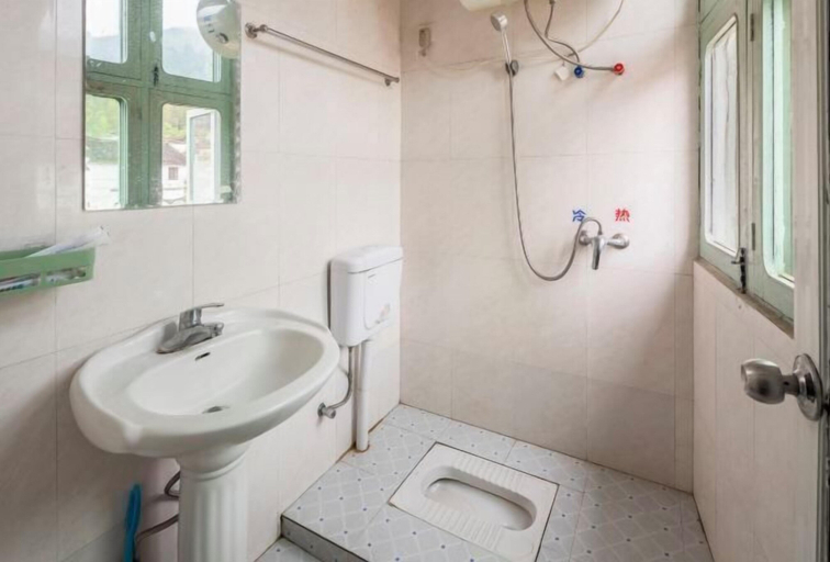 Bathroom 3, Qingyuan Farm Stay, Shangrao