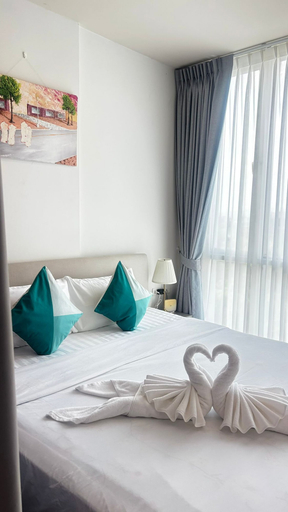 Room 2, The Base Downtown Phuket By Ploy, Phuket Island