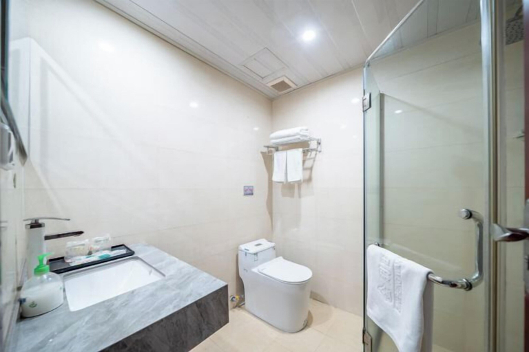 Bathroom 3, Jinpengwang Hotel, Wenzhou