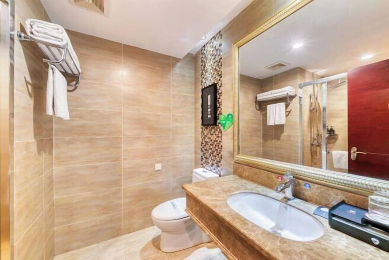 Bathroom 3, Huihe Hotel (Shangrao High Speed Railway Station), Shangrao