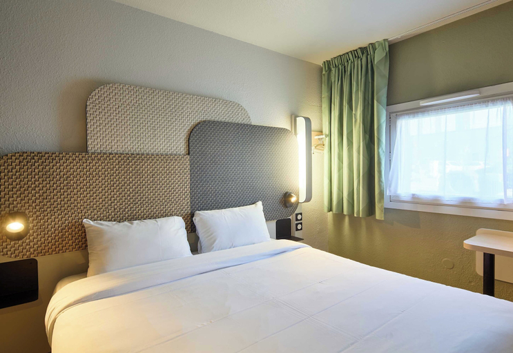 Bedroom 3, B&B Hotel Viry-Châtillon, Essonne