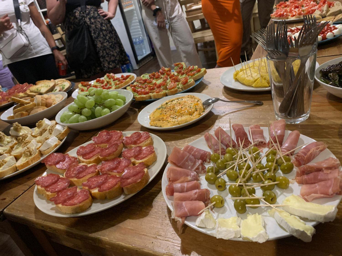 Food & Drinks 5, 360 Hostel Centro, Barcelona