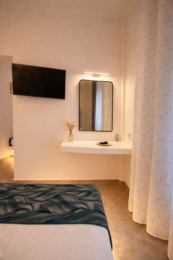 Room 2, Dauti Central Suites, South Aegean