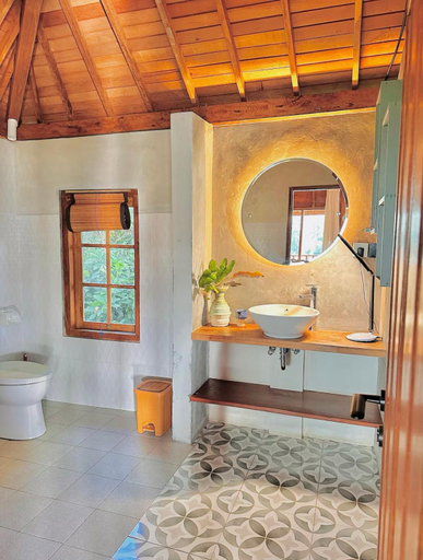 Bathroom, rumah kita homestay, Gianyar