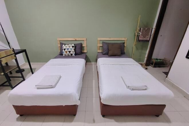 Room 2, SUITE US GUESTHOUSE, Kota Bharu