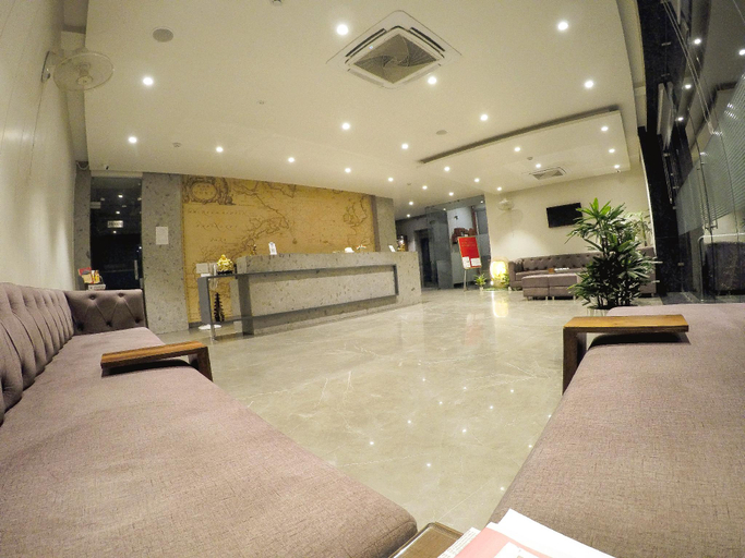 Public Area 2, Hotel Marine House, Agra