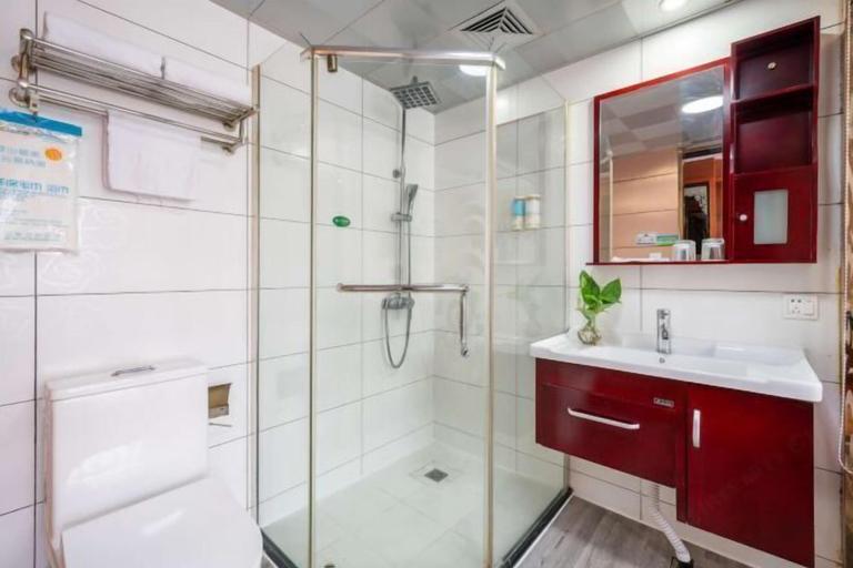 Bathroom 3, Yuejia Hotel (Yiwu International Trade Mall), Jinhua