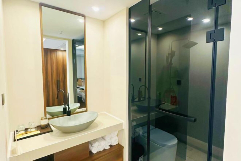 Bathroom 4, Xingji Hotel, Taizhou
