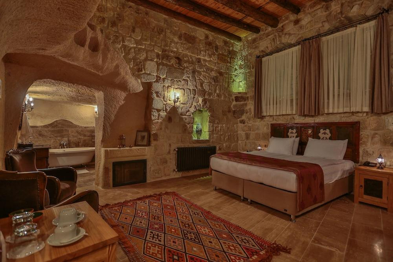 Bedroom, Acropolis Cave Suites, Ürgüp