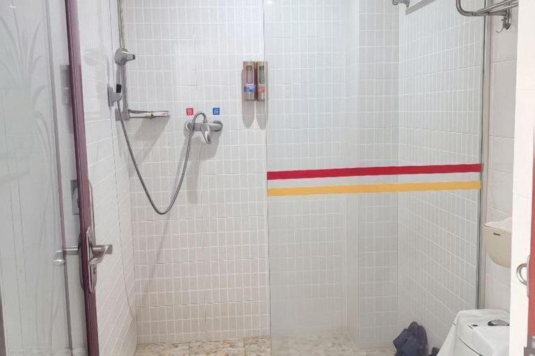 Bathroom 3, Shenzhen Liuliu Hotel (Shiyan Bus Station), Shenzhen