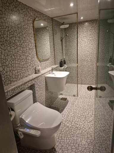 Bathroom 5, JungWon Hotel, Nam
