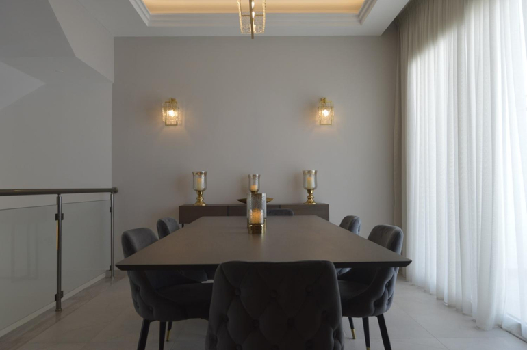 Others 3, Olymp Luxury House