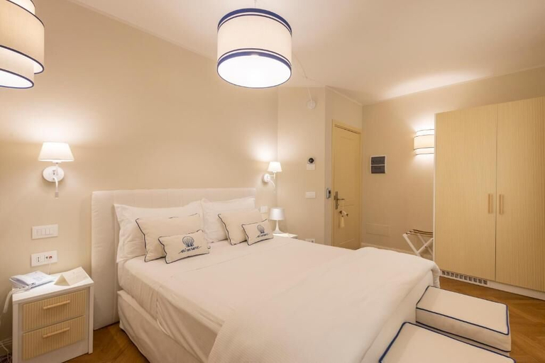 Bedroom 3, A mare Boutique Hotel & Spa, Savona