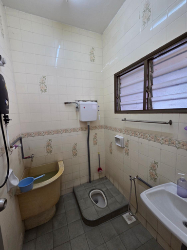 Bathroom 3, Ipoh Stadium Hostel, Kinta