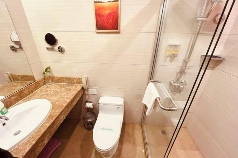 Bathroom 3, Shanghai Yunfeng Hotel, Shanghai