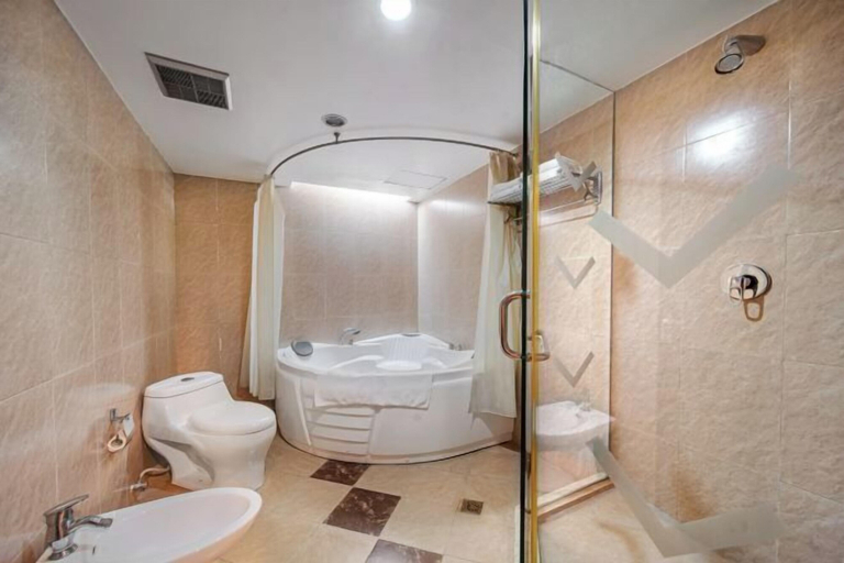 Bathroom 4, Hanma Hotel (Chongqing Wanzhou Three Gorges Central Hospital), Chongqing