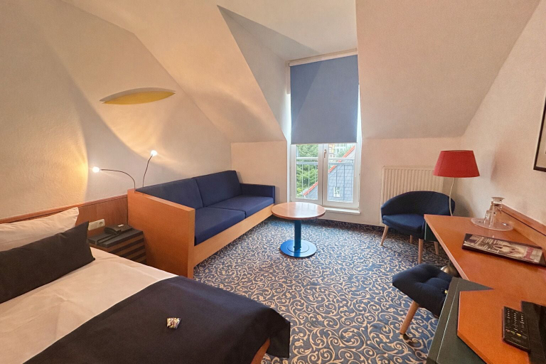 Bedroom 4, Hotel Am Kurpark Bad Salzelmen, Salzlandkreis
