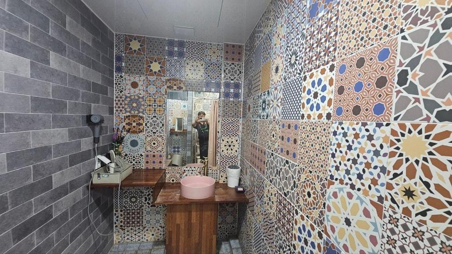 Bathroom, Pohang Poderosa Blue Guesthouse, Pohang