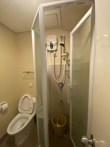 Bathroom 4, Cozy Comfy City Center Condo in Centrio , Cagayan de Oro City