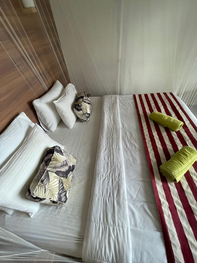 Bedroom 2, Elephant Ella, Ella