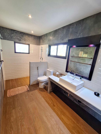 Bathroom 4, Baan Manali Resort, Ko Phangan