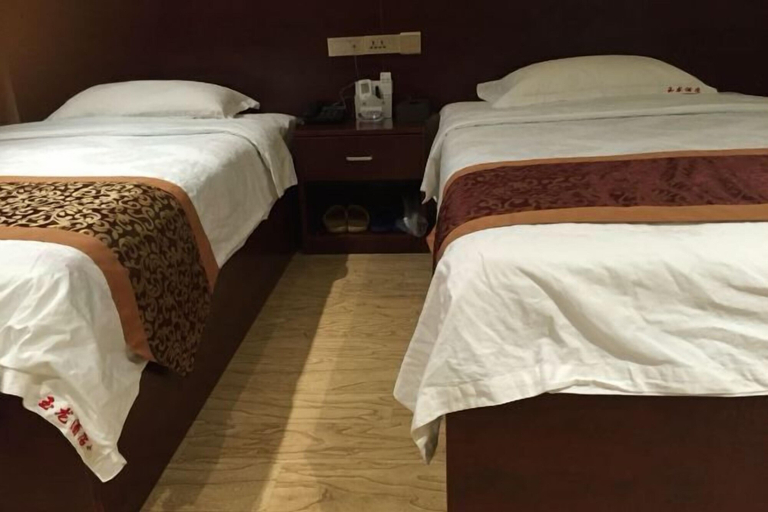 Bedroom 5, Guiding Yulong Hotel, Qiannan Buyei and Miao