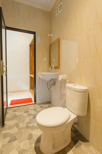Bathroom 2, Winsta Homestay, Gianyar