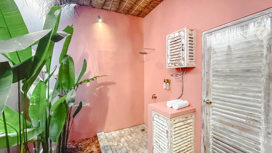Bathroom, Namastay by Suasana Villa Jogja, Bantul