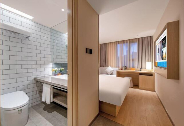 Bathroom 3, Orange Hotel (Beijing West Railway Station), Beijing