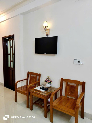 Others 5, Motel Rose, Phú Vang