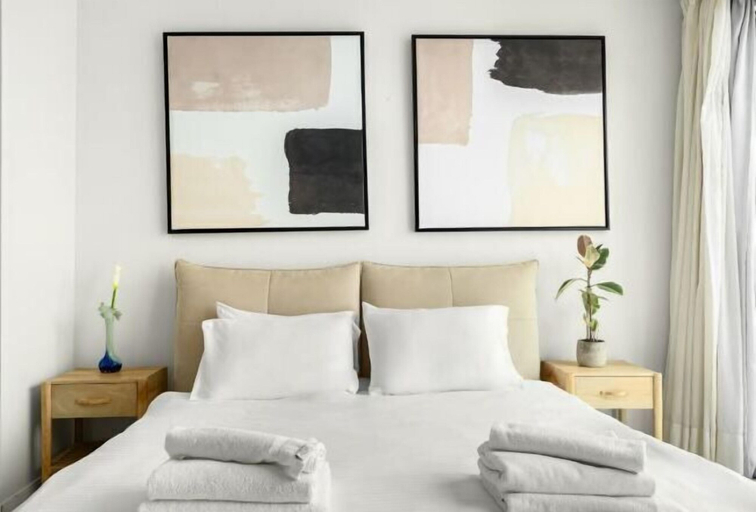 Room 4, Magnificent Seaside Panorama Stay by Sea N' Rent