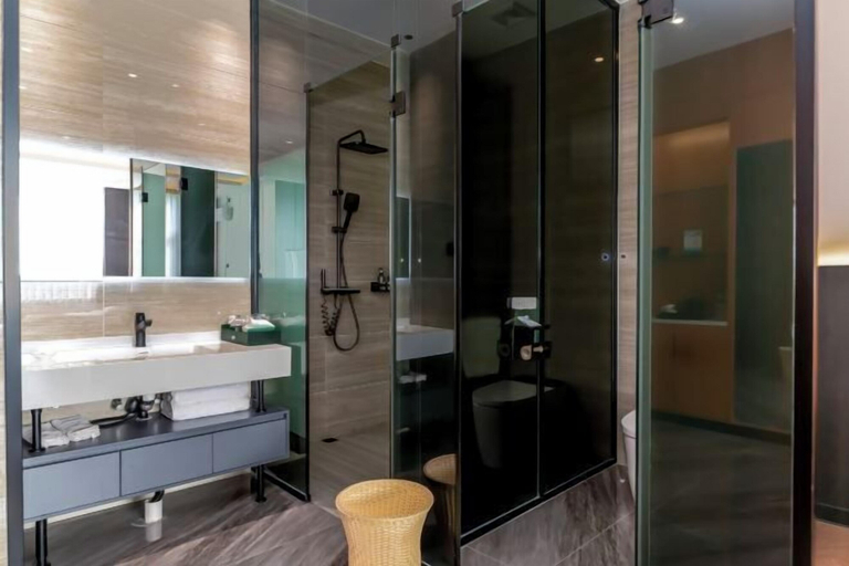 Bathroom 4, Shengdu Hotel, Dali Bai